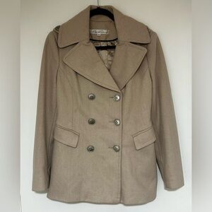 Kenneth Cole Women’s Wool Blend Tan Overcoat Size 6